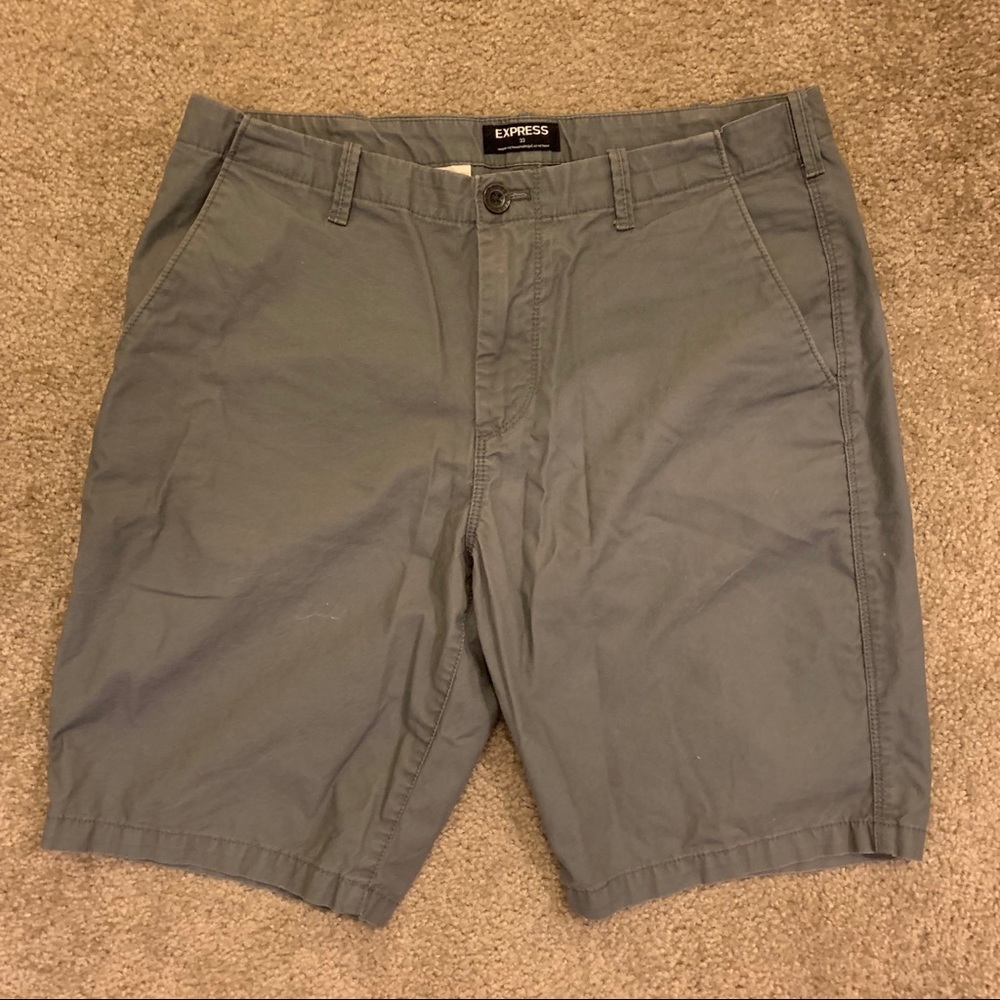 Mens Express Khaki Shorts GRAY